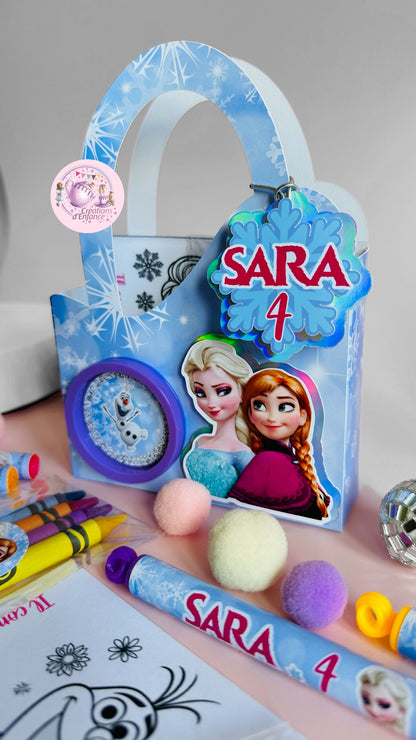 VALIGETTA ATTIVITÀ TEMA A SCELTA con play doh, 4 colori a cera, 4 disegni, mini bolle