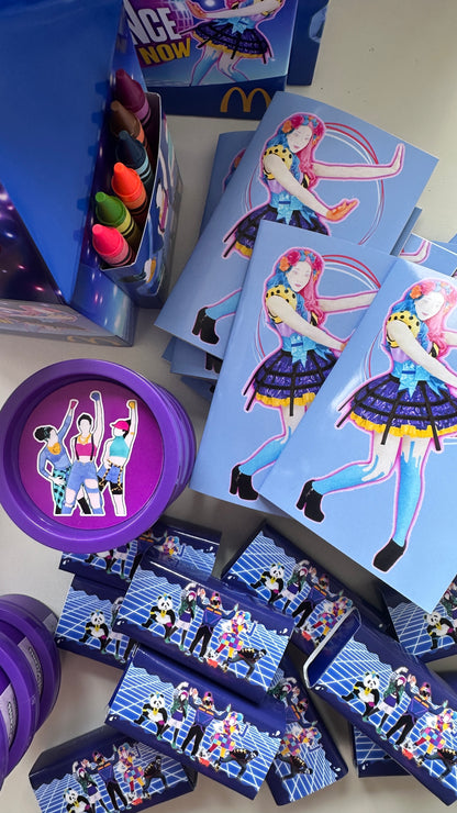 SCATOLA TIPO “HAPPY MEAL” CON TEMA A SCELTA