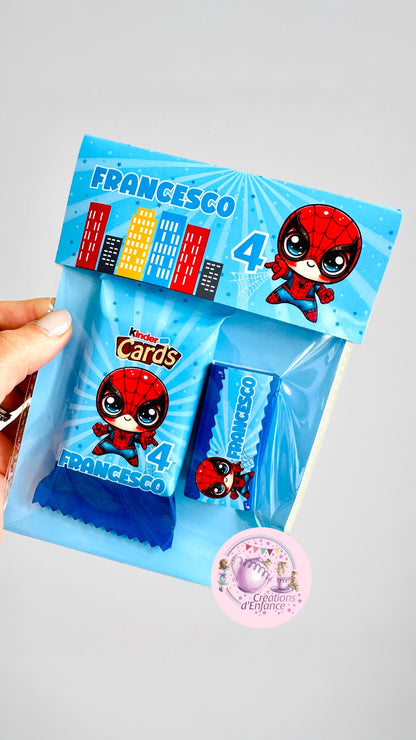 BUSTA REGALO CON 2 GADGET FINE FESTA E TEMA A SCELTA