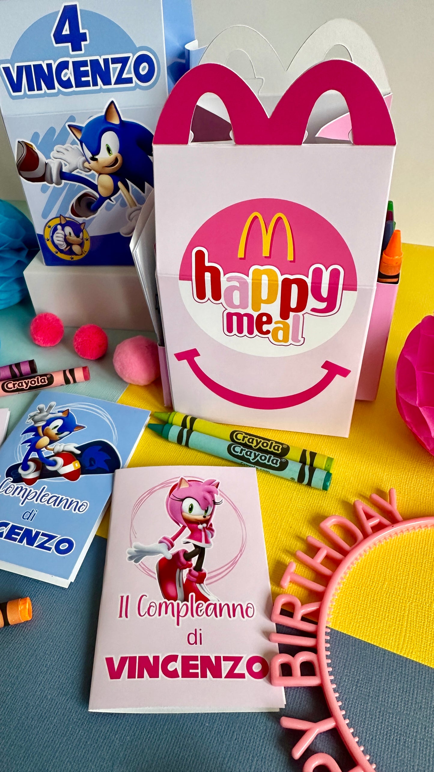SCATOLA TIPO “HAPPY MEAL” CON TEMA A SCELTA